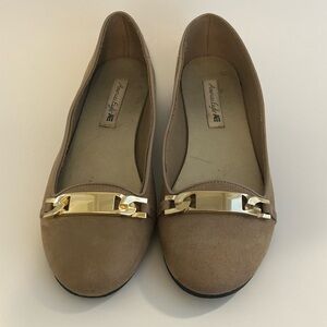 American Eagle Brown Flats with Gold Detail